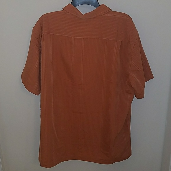 Van Heusen Wicking/Cooling Button Down - Picture 5 of 5